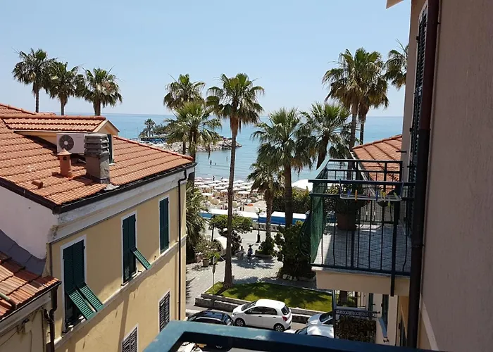 Cairoli - Homezon Apartment Diano Marina